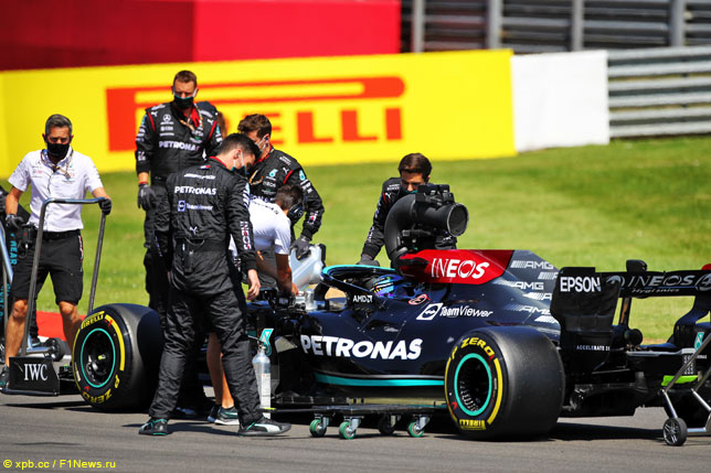 Команда работает с машиной Хэмилтона