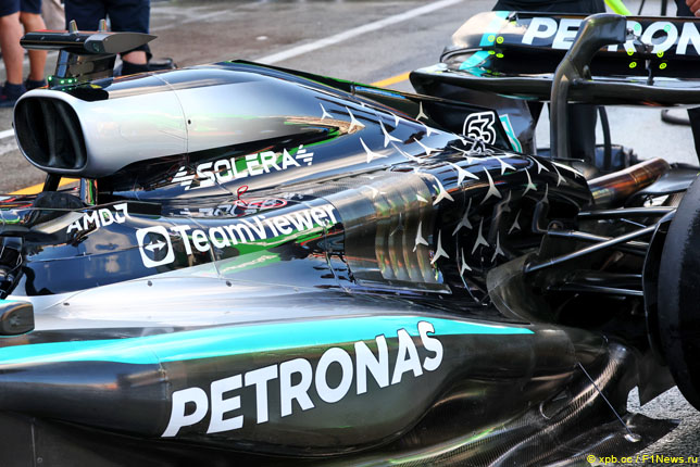 Козух двигателя Mercedes