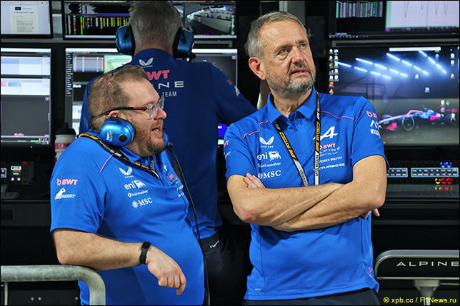 Гоночный директор Alpine Дейв Гринвуд и управляющий директор Стив Нильсен