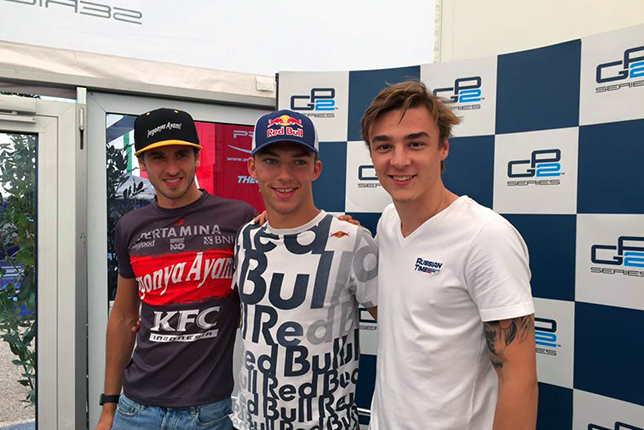 Антонио Джовинацци, Пьер Гасли и Артём Маркелов после квалификации в Монце