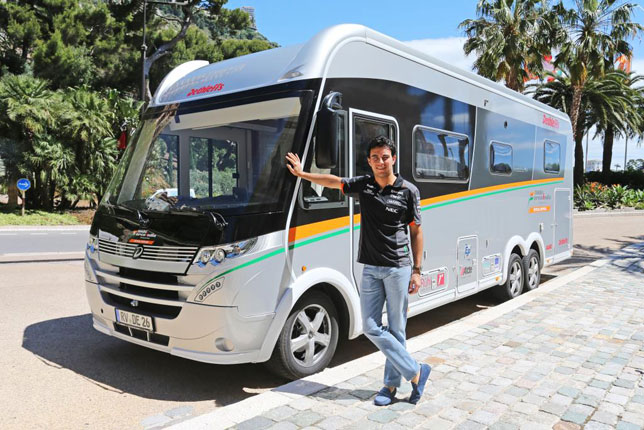 Серхио Перес и его новый моторхоум