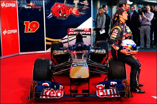 Презентация Scuderia Toro Rosso