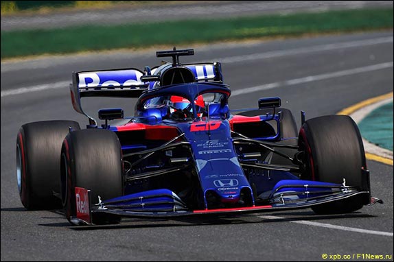 Первая же гонка оказалась результативной – в Мельбурне Квят финишировал десятым