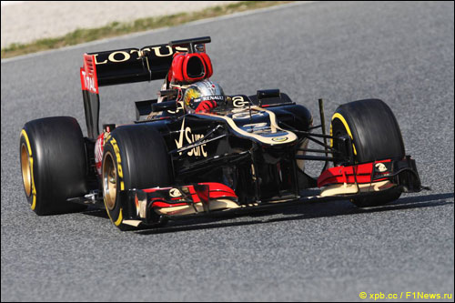 Давиде Вальсекки за рулем E21