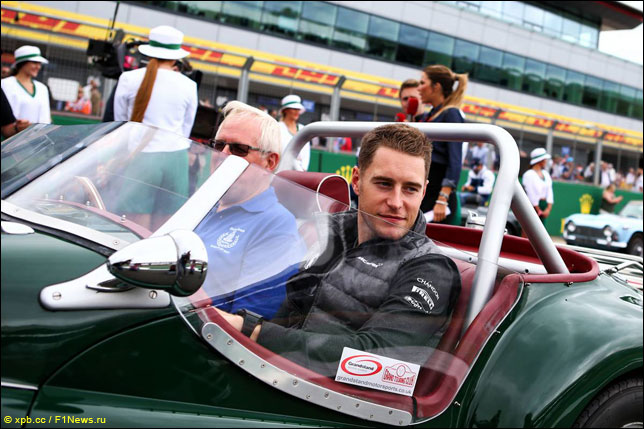 Стоффель Вандорн на Параде пилотов в Сильверстоуне