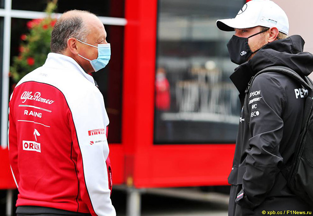 Фредерик Вассёр, руководитель команды Alfa Romeo, и Валттери Боттас
