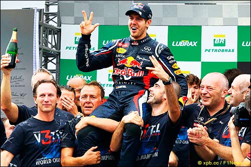 Третий титул Себастьяна Феттеля