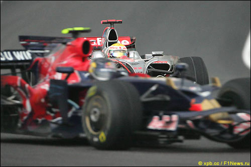 Себастьян Феттель и Льюис Хэмилтон