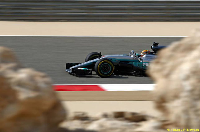 Льюис Хэмилтон