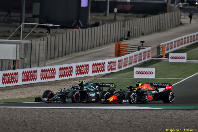 Борьба Себастьяна Феттеля и Серхио Перес