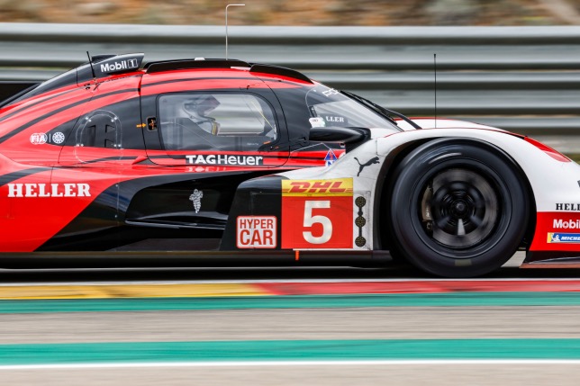 Себастьян Феттель за рулём гиперкара Porsche 963, фото Porsche Motorsport
