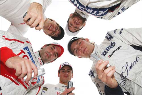 Себастьян Феттель, Нико Росберг, Тимо Глок, Ник Хайдфельд и Адриан Сутил