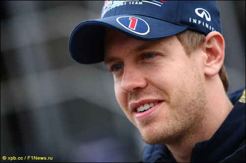 Себастьян Феттель в паддоке Гран При Турции