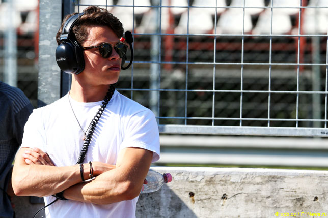 Ник де Вриз