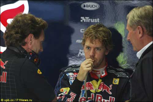 Кристиан Хорнер, Себастьян Феттель и Хельмут Марко