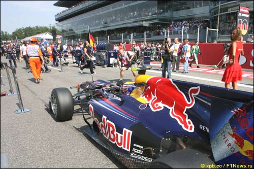 Марк Уэббер