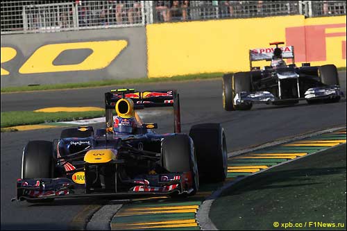 Марк Уэббер на трассе в Мельбурне