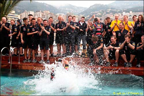 В Red Bull празднуют победу