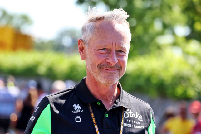 Джонатан Уитли фото XPB