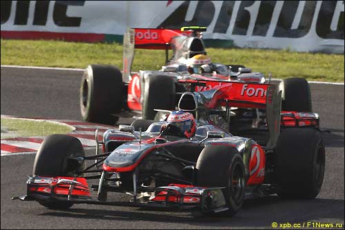 Сузука. Дженсон Баттон и Льюис Хэмилтон