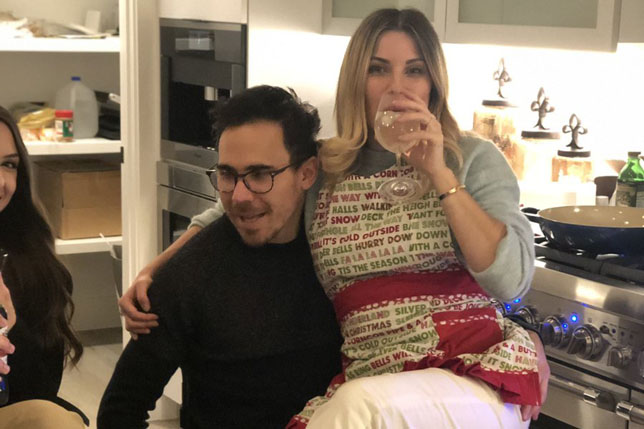 Роберт Уиккенс c Карли Вудс