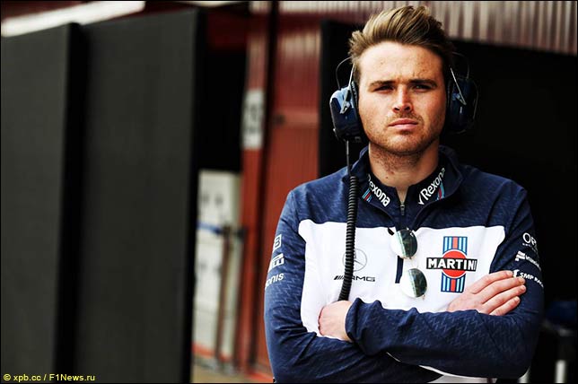 Оливер Роуланд