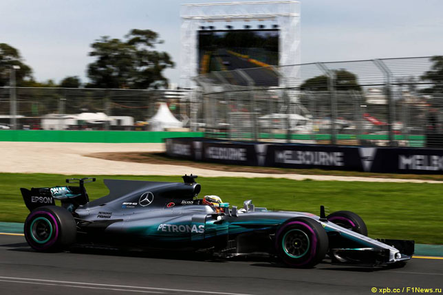 Льюис Хэмилтон