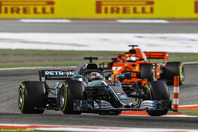 Борьба Льюиса Хэмилтона и Себастьяна Феттеля в Бахрейне, 2018 год