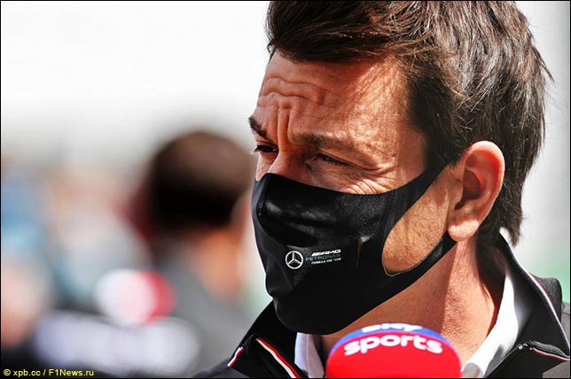 Тото Вольфф