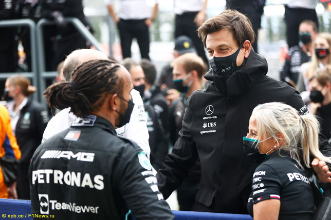 Тото Вольфф и Льюис Хэмилтон