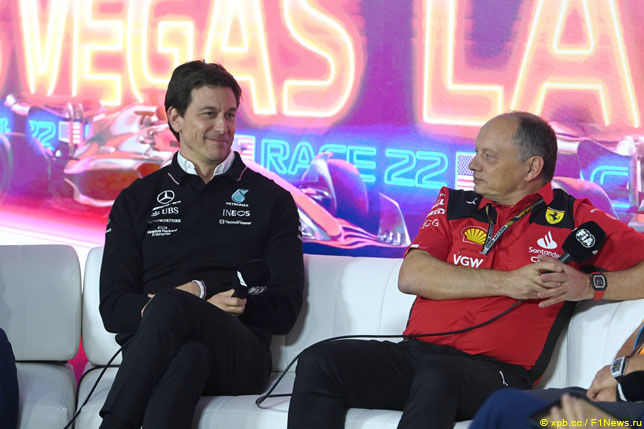 Тото Вольфф и Фредерик Вассёр на пресс-конференции в Лас-Вегасе