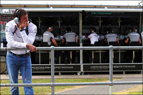 Тото Вольфф